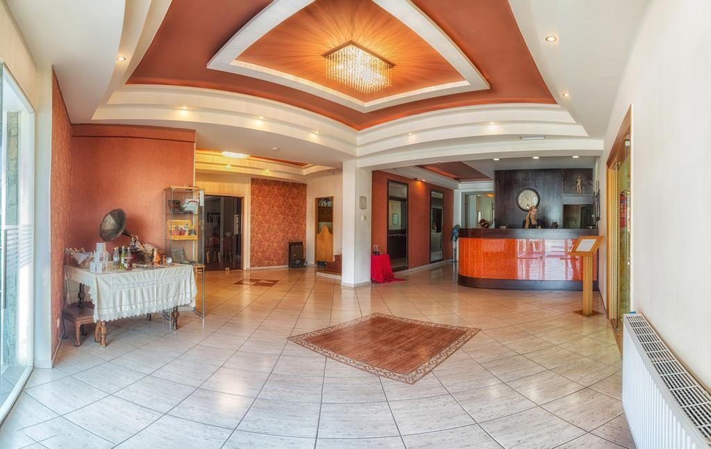 Tselikas Hotel Kozani Exterior photo